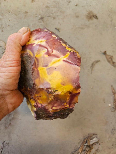 Mookaite rough.  MKR 293