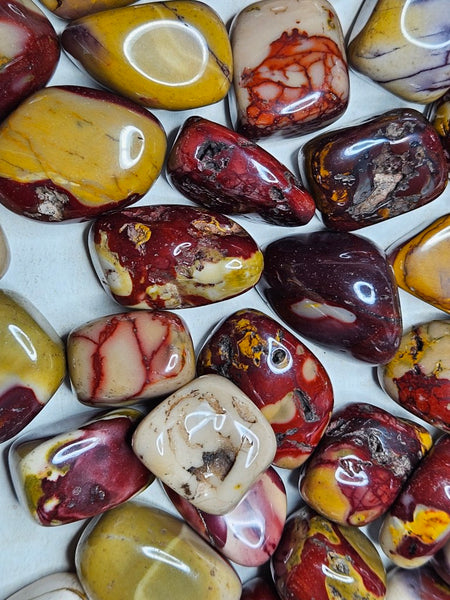 1 kg.Tumble Polished Mookaite MKT196