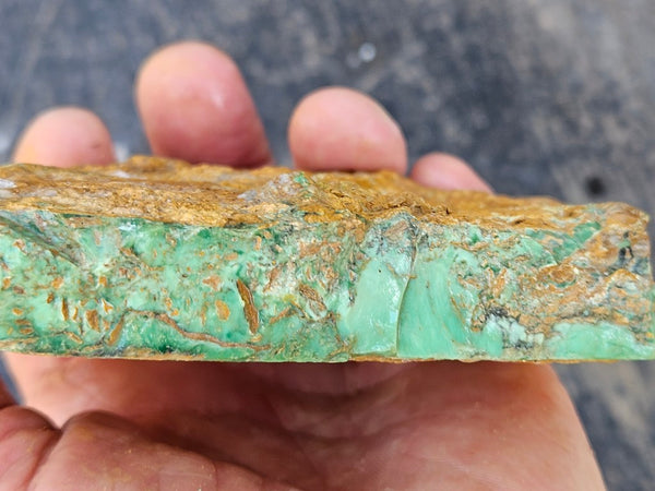 Variscite rough. VR610