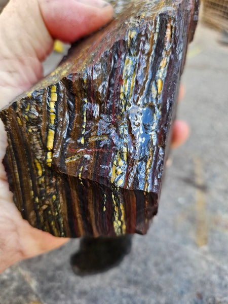 Tiger Iron rough rock TIR185