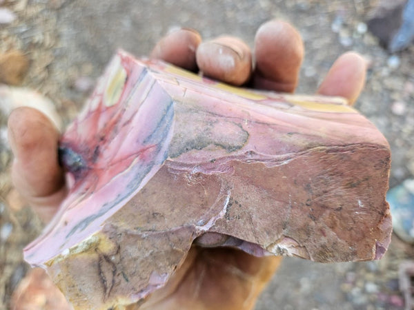 Mookaite rough.  MKR 302