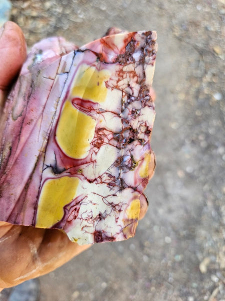 Mookaite rough.  MKR 302