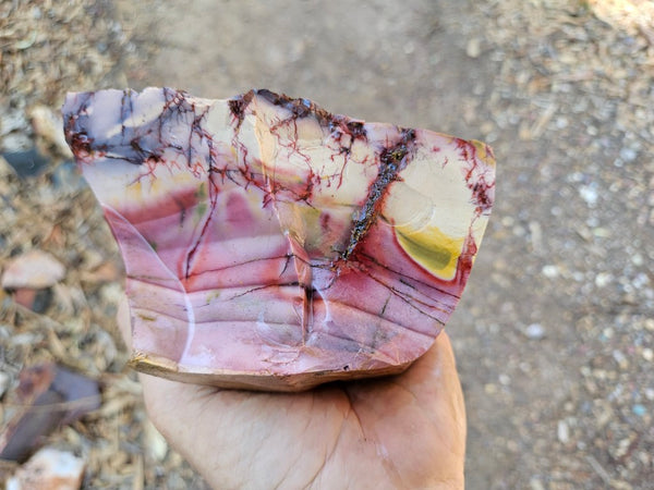 Mookaite rough.  MKR 306