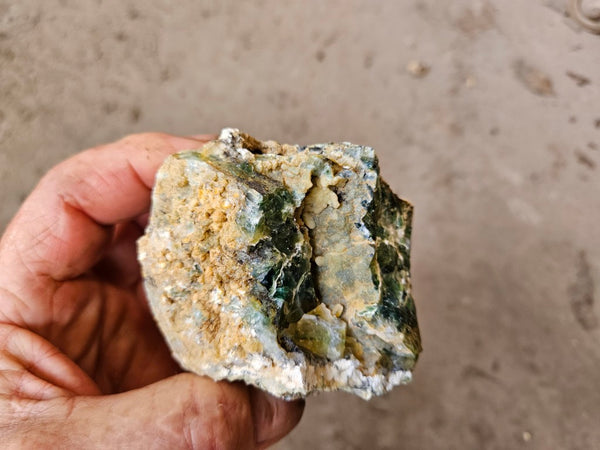 Green Opal  rough.  GOR 144
