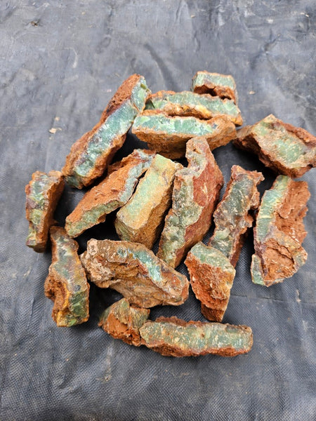 Chrysoprase rough.  CHR 212