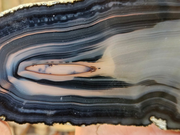 Polished Brazilian Agate . BA104.