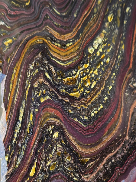 Polished Tiger Iron slab TI404