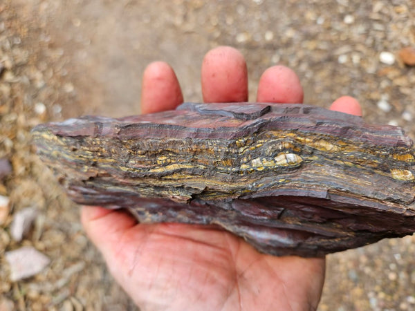 Tiger Iron rough rock TIR190
