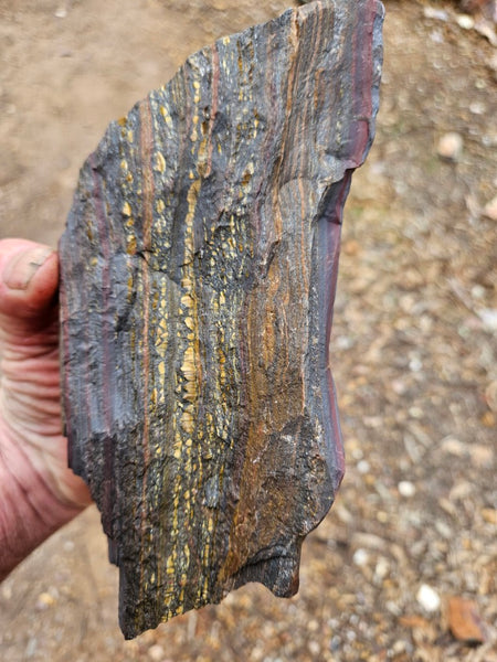 Tiger Iron rough rock TIR187