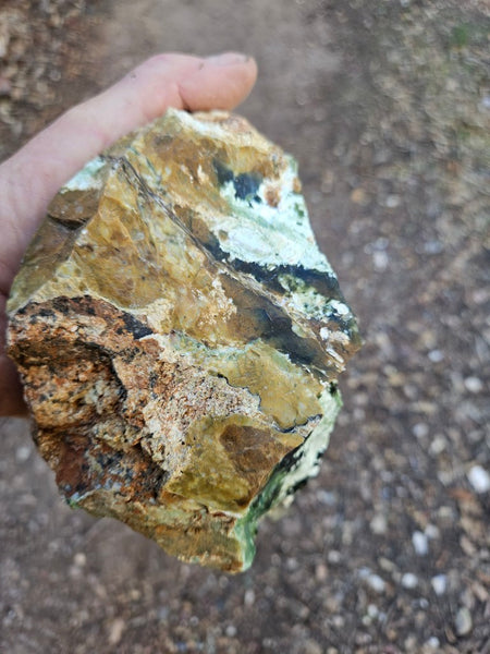 Rough Chrome Chalcedony CCR178