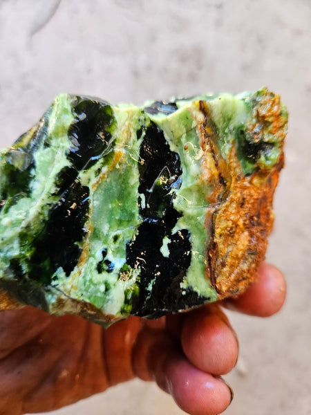 Rough Chrome Chalcedony CCR180