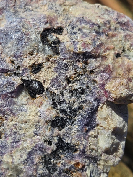 Pegmatite. PG136
