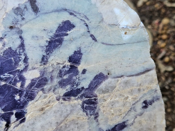Pegmatite. PG136