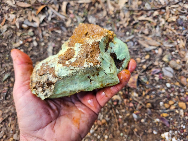 Lime magnesite rough.  LMR 132