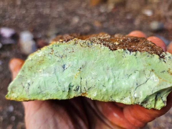 Lime magnesite rough.  LMR 133