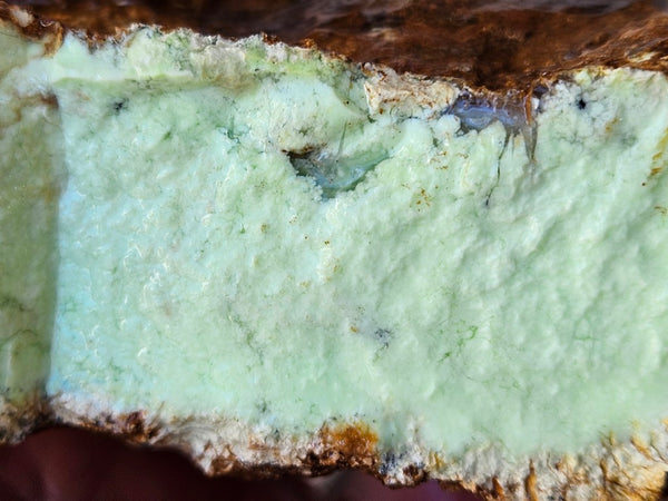 Lime magnesite rough.  LMR 134