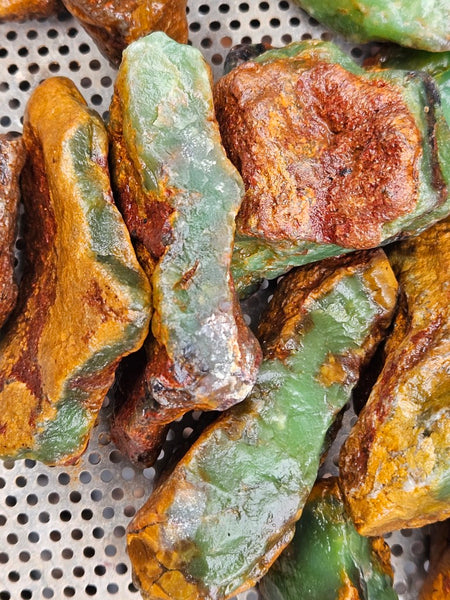 Chrysoprase rough.  CHR 218