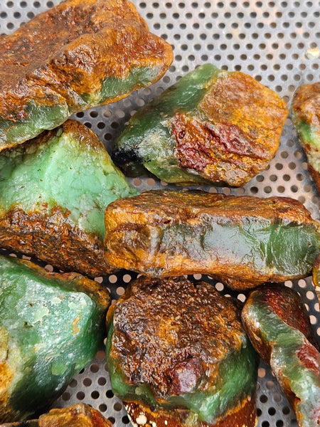 Chrysoprase rough.  CHR 218