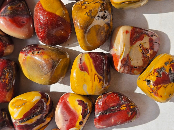 1 kg.Tumble Polished Mookaite MKT198