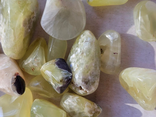 Tumble Polished Prehnite PRT121