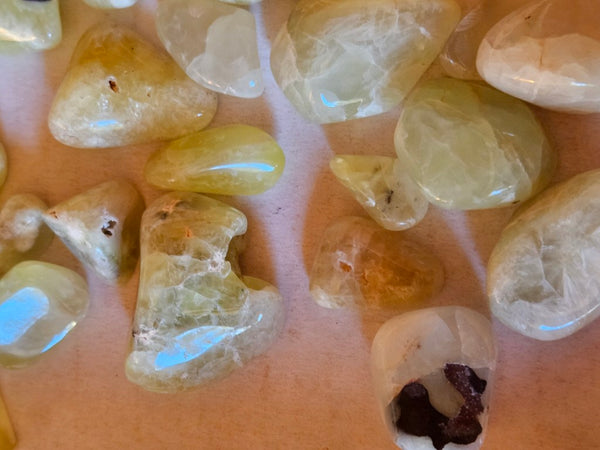 Tumble Polished Prehnite PRT121