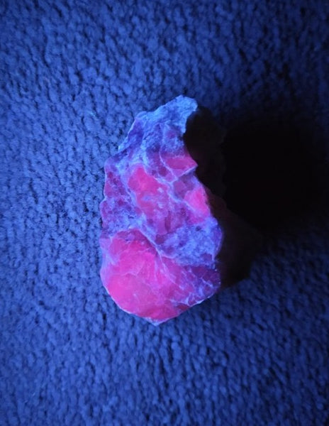 Rough Eucryptite. Fluorescent mineral specimen EUR107