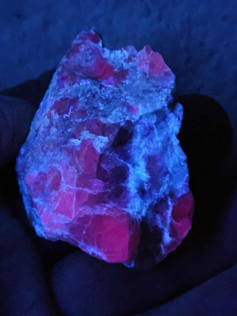 Rough Eucryptite. Fluorescent mineral specimen EUR108