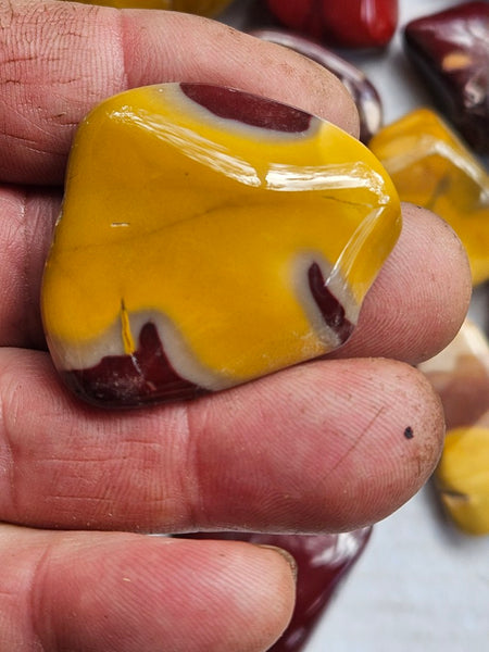 1 kg.Tumble Polished Mookaite MKT201