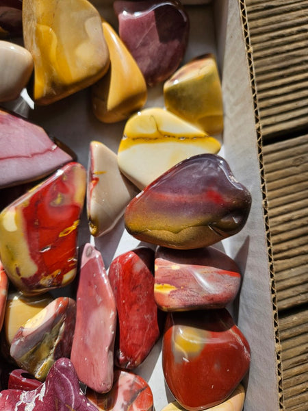 3.5 kg.Tumble Polished Mookaite MKT202