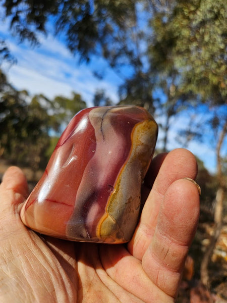 Tumble Polished Mookaite MKT204