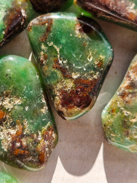 Tumble Polished Chrysoprase CHT173