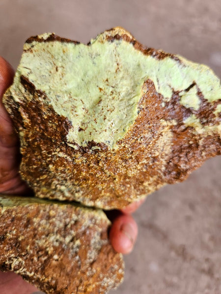 Lime magnesite rough.  LMR 137