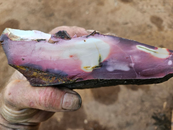 Mookaite rough.  MKR 308