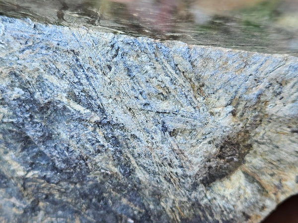Polished Komatiite KOM102