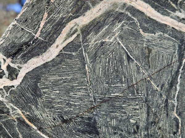 Polished Komatiite KOM104