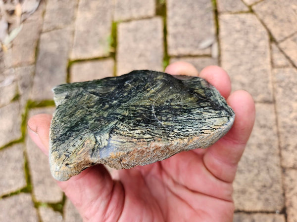 Polished Komatiite slab KOM106