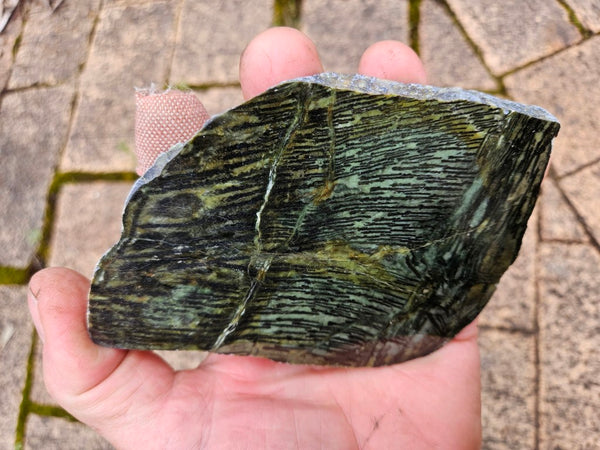 Polished Komatiite slab KOM107