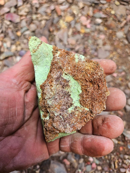 Lime magnesite rough.  LMR 139