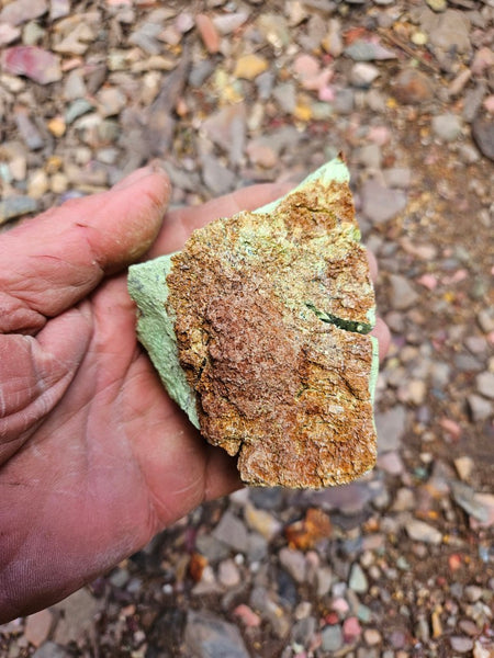 Lime magnesite rough.  LMR 139