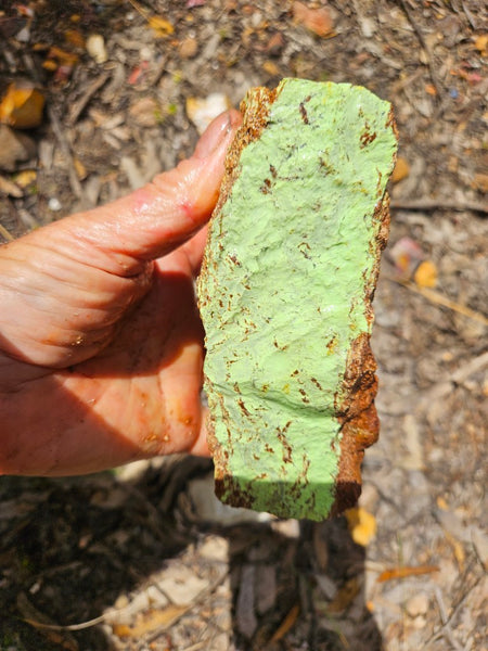 Lime magnesite rough.  LMR 138