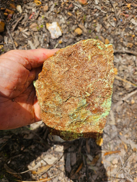 Lime magnesite rough.  LMR 138