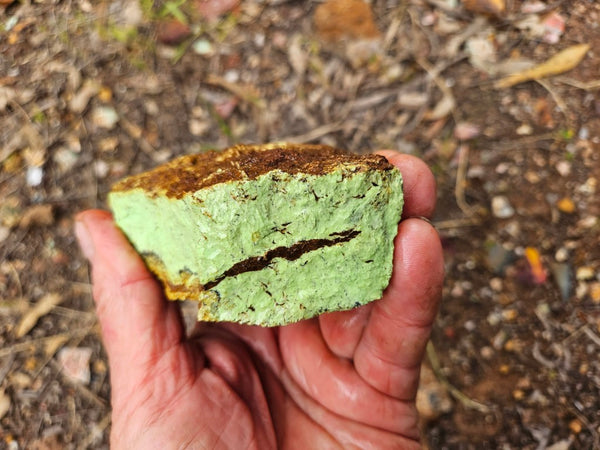 Lime magnesite rough.  LMR 141