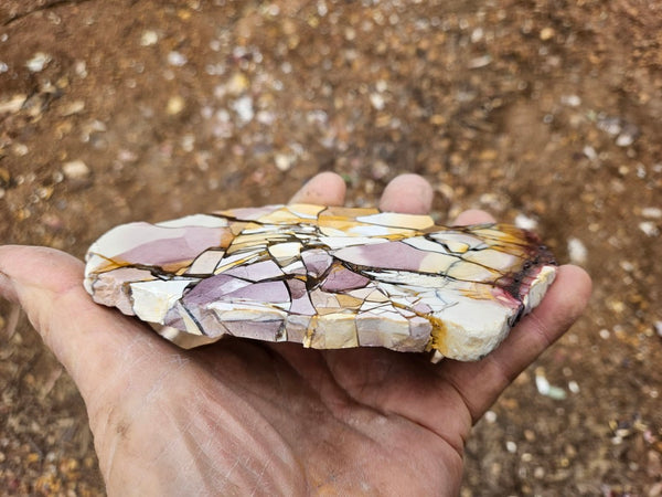 Polished Brecciated Mookaite slab BM351