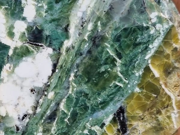 Polished Green Opal rock GREEN72
