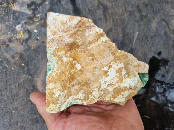 Variscite rough.  VR 370