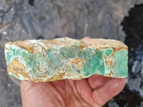 Variscite rough.  VR 370