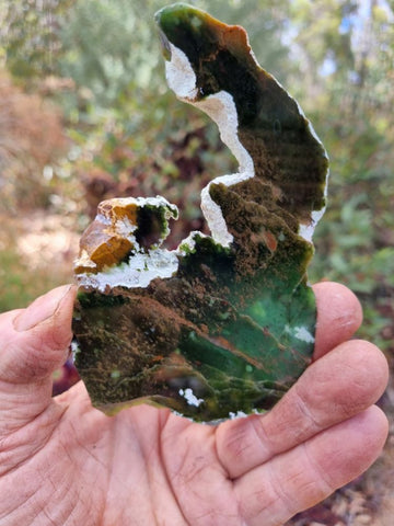 Polished Chrome Chalcedony slab CC138