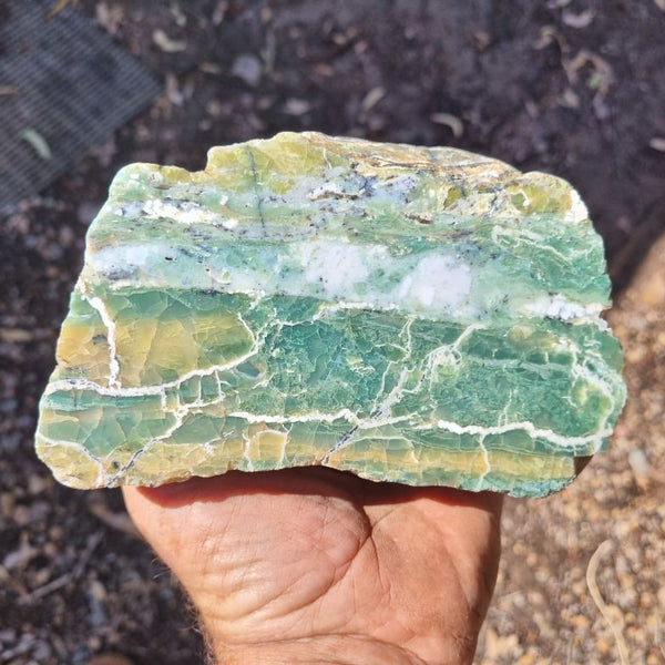 Polished Green Opal rock GREEN78
