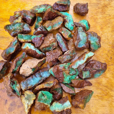 Chrysoprase rough.  CHR 156