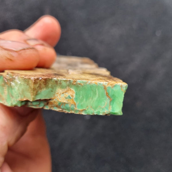 Variscite rough. VR425